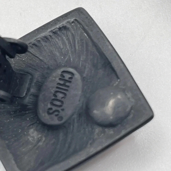 #002 Chico’s  matt black metal and red crystal clip on earrings - Picture 5 of 7